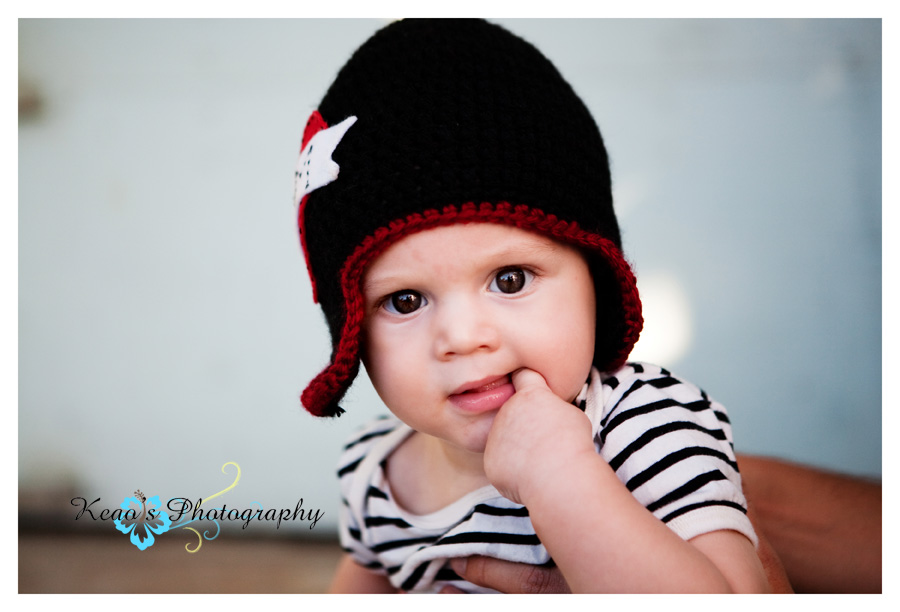 kailua hawaii baby boy photography with Jennarations knit hat