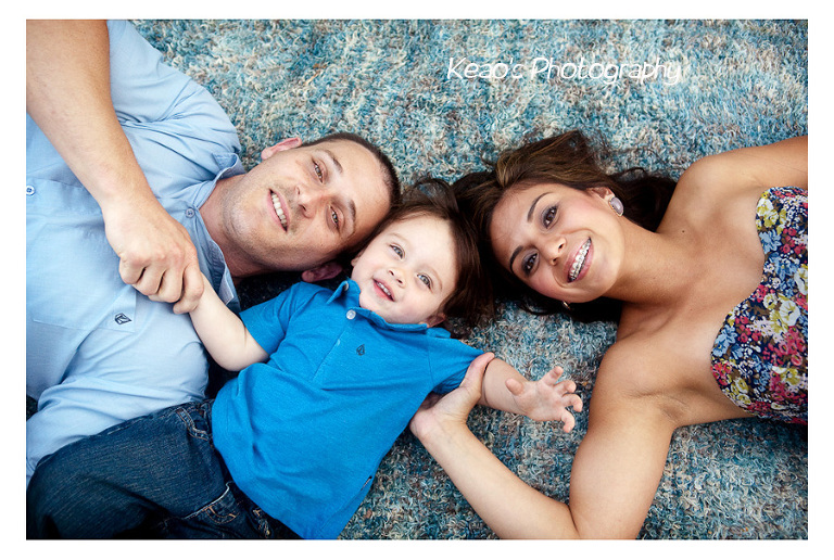 Hawaii family photo on a blue blanket