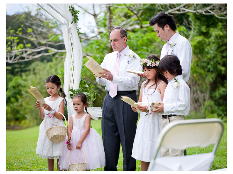 hawaii wedding song photography
