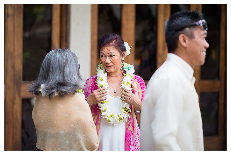 lei ceremony willows honolulu hawaii wedding photography by oahu wedding photographer