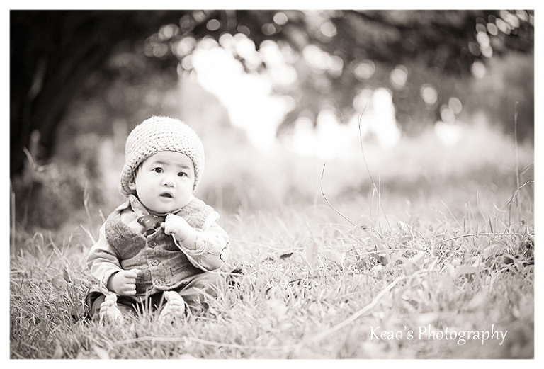 Kaneohe Hawaii family photographer twins at the park