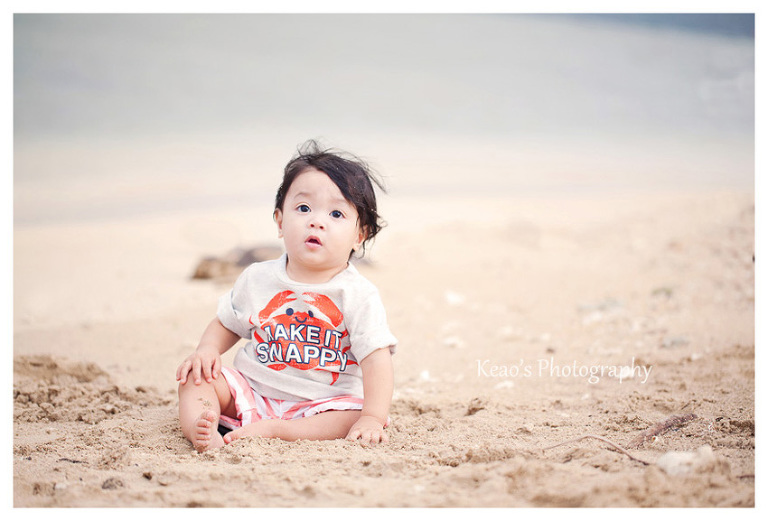 Kualoa Beach family photos on Oahu