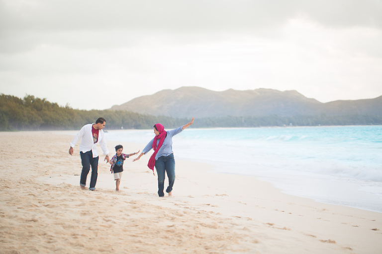 Waimanalo Beach Family Photos on North Shore Oahu Vacation