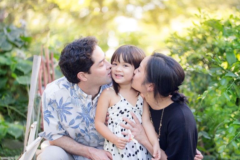 family photography in downtown Honolulu