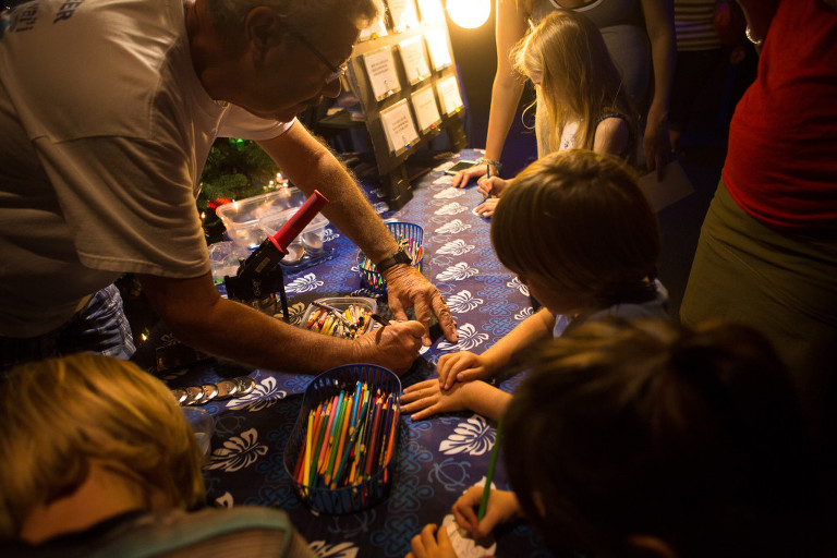 family outreach at Maui Ocean Center