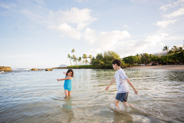 family photography at Ko Olina near Aulani