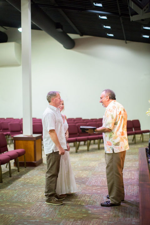 wedding ceremony at Calvary Chape Kaneohel